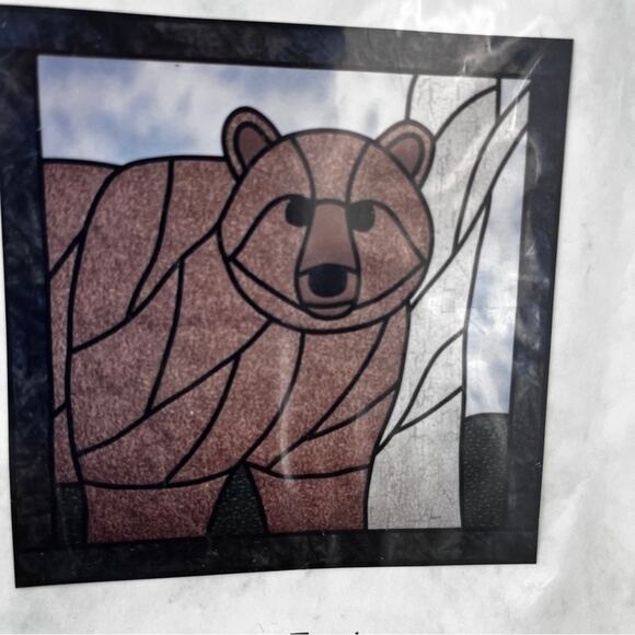 Stained Glass Bear Quilting Pattern Uncut Finished Size 28 x 28 - Picture 6 of 6